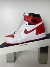 NIKE AIR JORDAN 1 RETRO HIGH