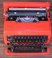 Macchina da scrivere Olivetti
