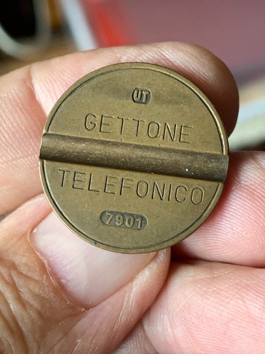 Gettone telefonico sigla - , ut