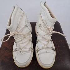 Scarpe Moschino colore bianco