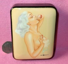PIN-UP GIRL BLOND MODEL HAND PAINTED Slight Seconds LACQUER Box signed Zemina 
