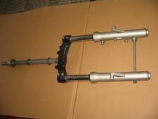 YAMAHA MAJESTY 125 150 180 DAL 2001        FORCELLA QUASI PARI AL NUOVO COMPLETA