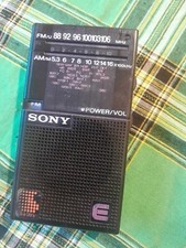 Sony ICF-17 Radio portatile vintage anni 80 funzionante