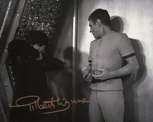 Doctor who autograph gilbert - autograph:,