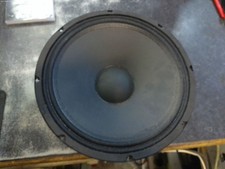 1 x Behringer Eurolive B112D