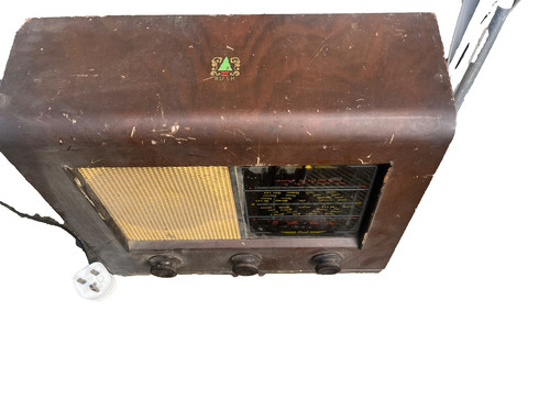 Bush vintage radio - ac,