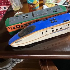 Treno Shinkansen JR Kotetsu