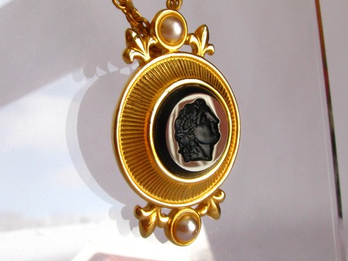 Collana firmata vittorio - collana,