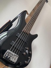 Basso elettrico Ibanez SR305