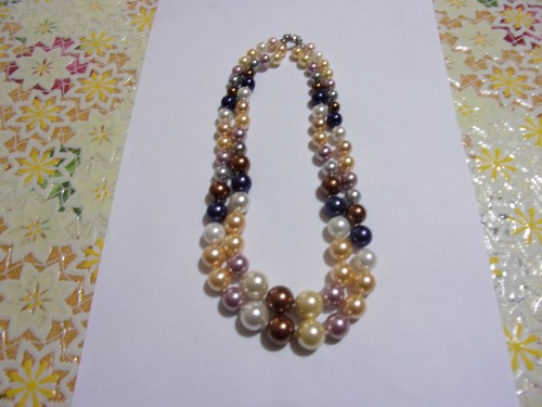 Doppio collier con perle a - ,