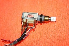 PER YAESU FT 290 R -- POTENZIOMETRO VOLUME/SQUECH/ON-OFF