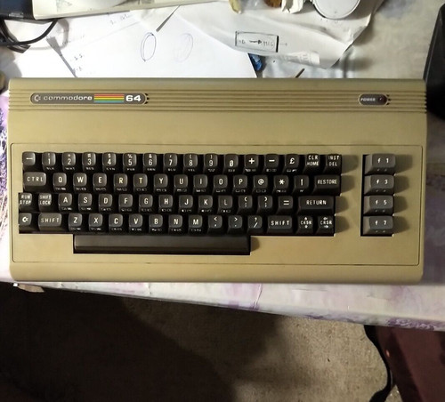 Commodore case - 64,