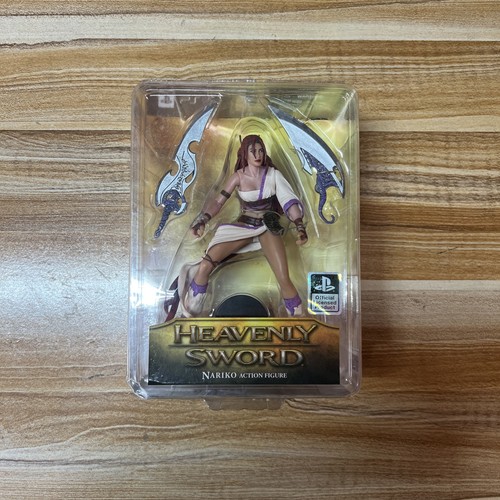Heavenly sword nariko figure - sword,