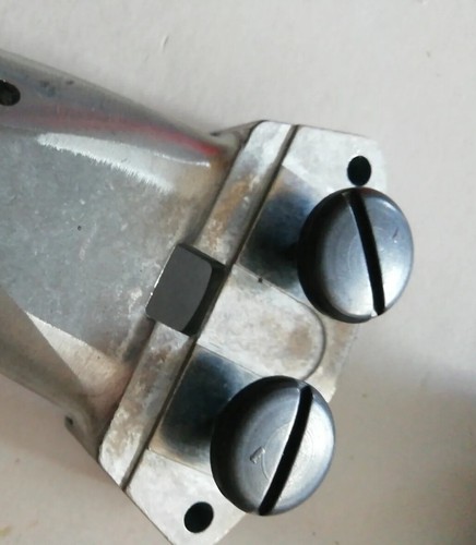 Coppia viti ferma pettine - coppia,