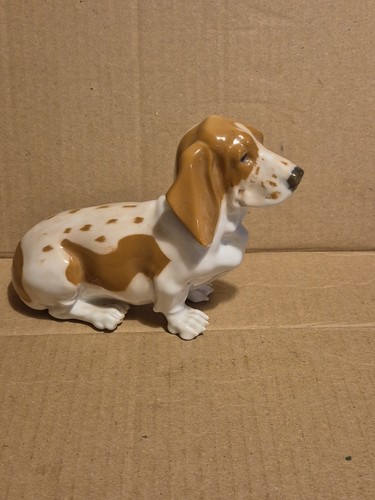 Royal copenhagen bassett - ,