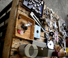 ASSORTIMENTO DI ATTEZZI PER