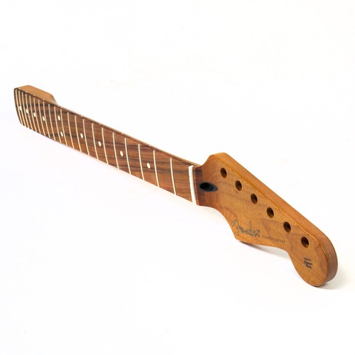 Fender roasted maple - roasted,