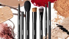 CHANEL LES PINCEAUX DE CHANEL