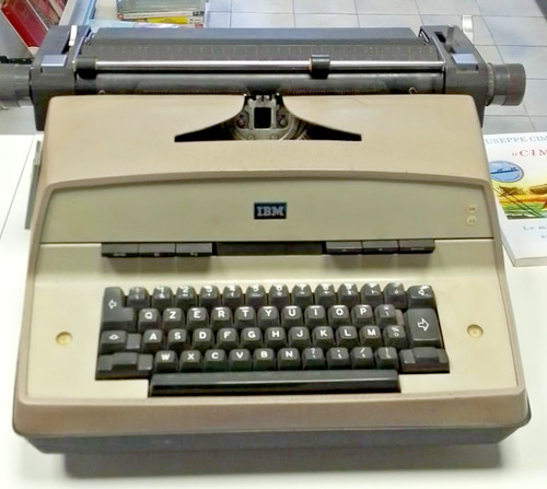 Macchina scrivere elettrica - da,