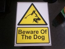 Attenzione al cane insegna