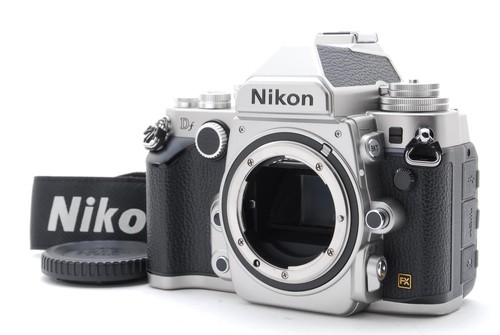 Quasi inutilizzato nikon df - [quasi,