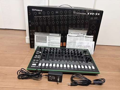 Roland rhythm performer - tr-8,