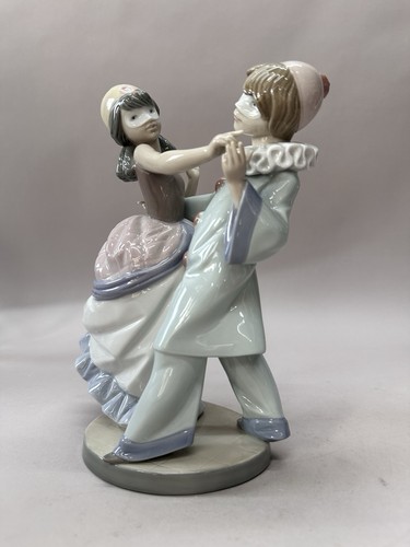 Statuina porcellana coppia