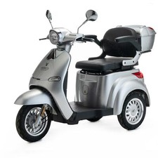 SCOOTER ELETTRICO MOBILITÀ 3