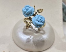 Anello Con Rose Incise Su Pasta Di Turchese Con Montatura Regolabile In Argento