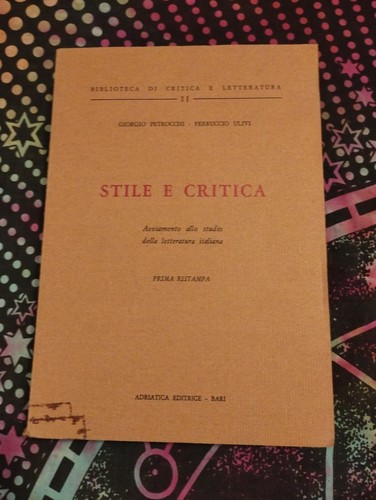 Libro stile critica - libro, di