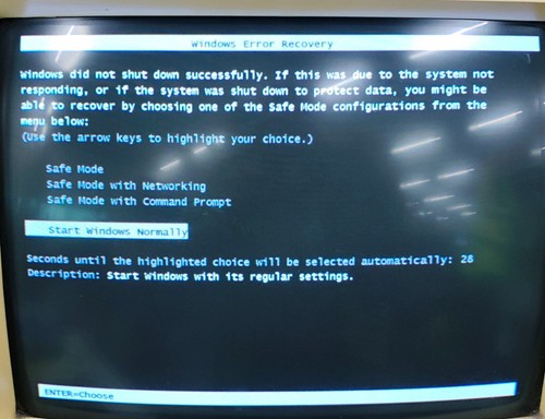 Acorn akf18 crt monitor - crt,