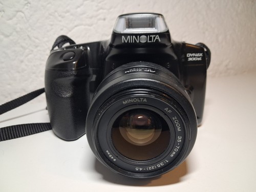 Minolta dynax 300si - minolta,