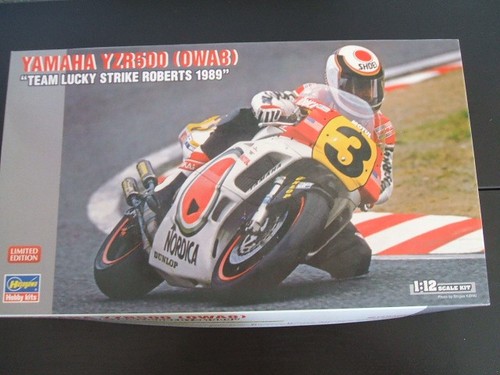 Maquette moto yamaha yzr - yamaha,