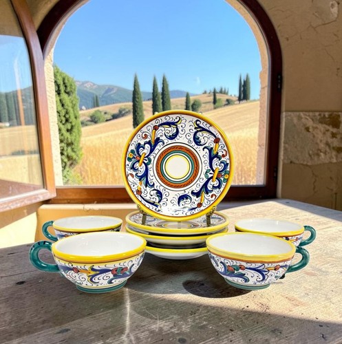 Labor deruta italy hand - deruta,