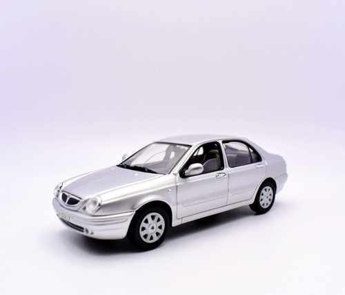 Modellino auto scala 43 - scala, 1:43