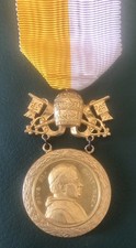Papa Pio XI - Medaglia ai Benemeriti Metallo Dorato - Barac 350 - SPL+ .