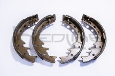 KIT GANASCE FRENO POSTERIORE