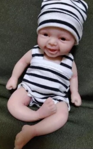 Mini reborn fille entièrement