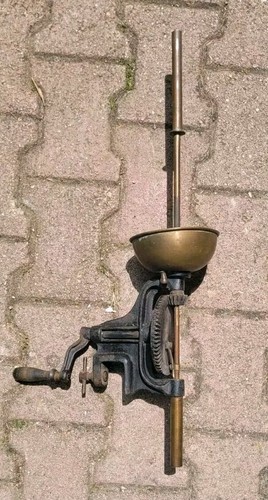 Ancien outil nettoyeur - ancien,