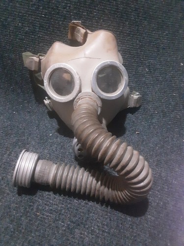 Soviet gas mask - size, 4