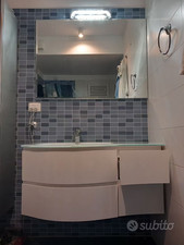 MADE IN ITALY mobile bagno