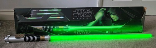 Star wars the black series - star,