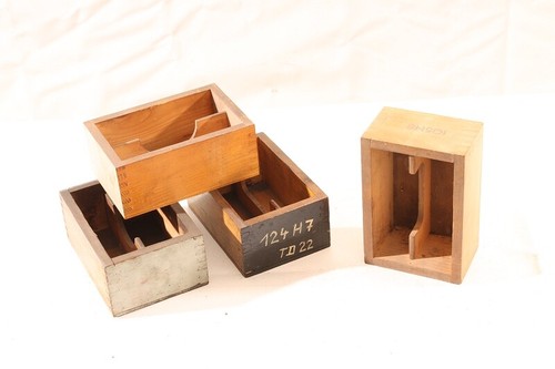 Vecchio cassa legno - vecchio,