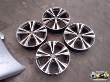 4 CERCHI IN LEGA PER NISSAN