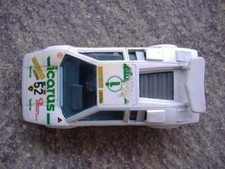 BBURAGO - LAMBORGHINI COUNTACH 5000S - BIANCA - SCALA 1/43 - VINTAGE