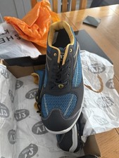 Scarpe da ginnastica di