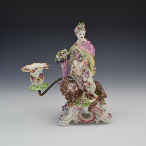 Antico candelabro allegorico
