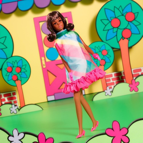 Barbie 2022 francie - ,