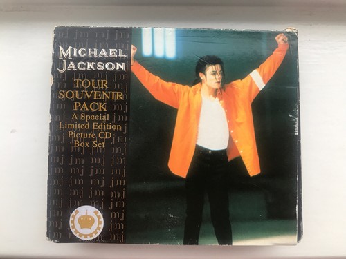 Michael jackson tour - -,
