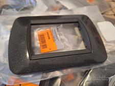 BTicino Living International Placca 3 Moduli